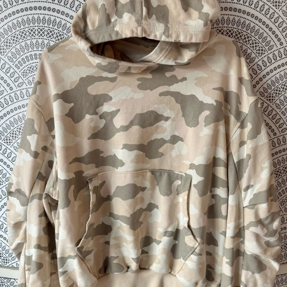 Aerie Neutral Camo Hooded Sweatshirt - Women’s Small EUC